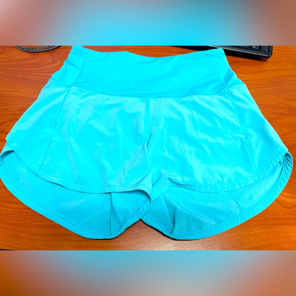 Lulu speed up shorts 4"